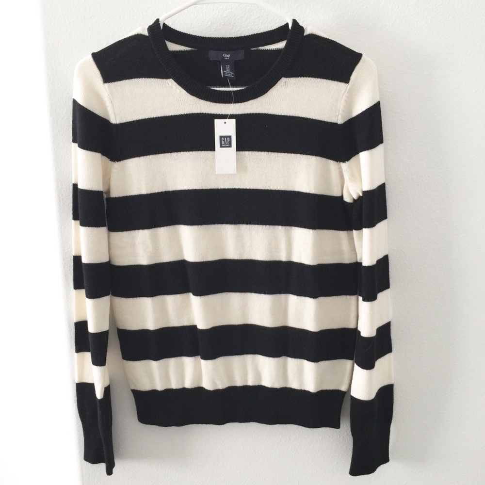 Gap sweatshirt stripes